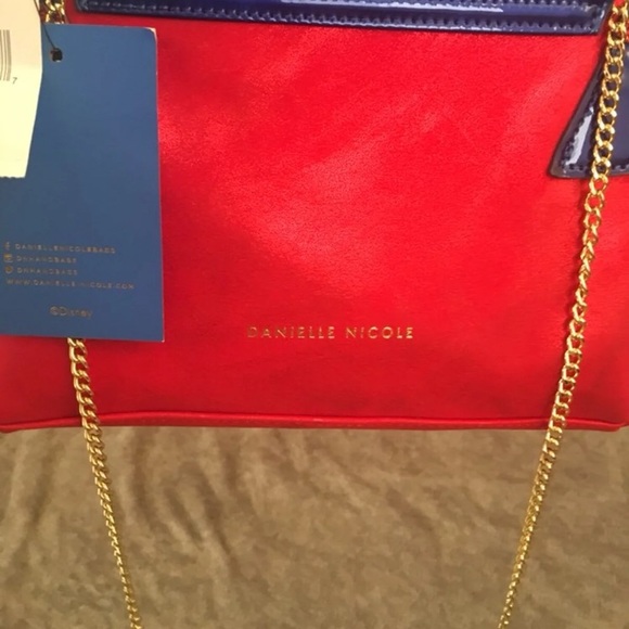 Disney; Snow white bag Danielle-Nicole - Picture 8 of 8